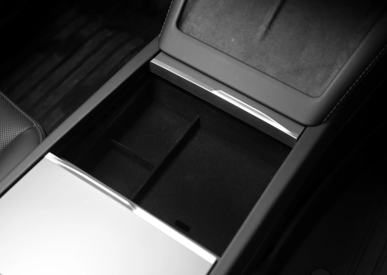 Tesla Model 3 2024 Highland Organizer Mittelkonsole oben - Image 4