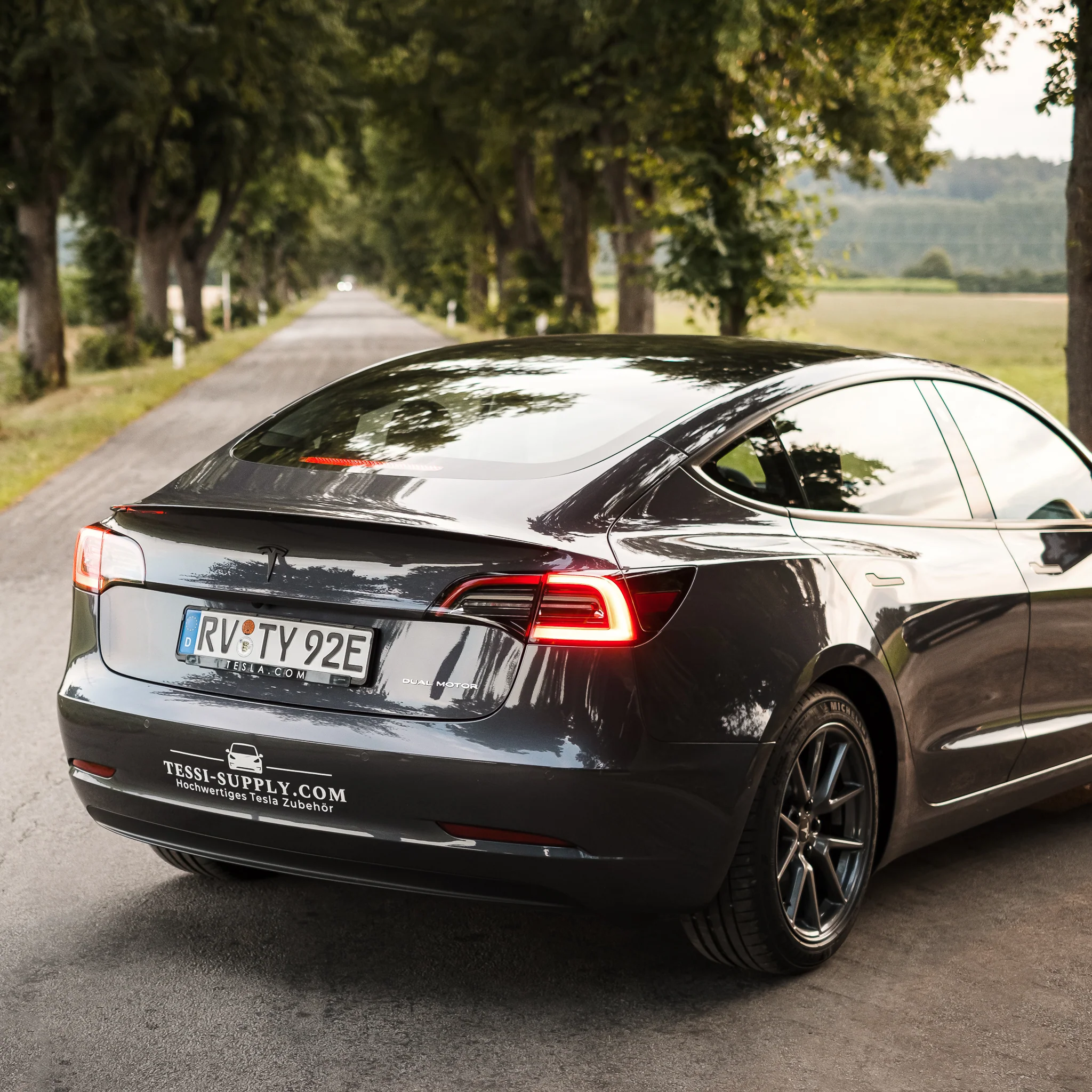 Tessi® Greenline Model 3 Heck Spoiler Echt Carbon - Image 4