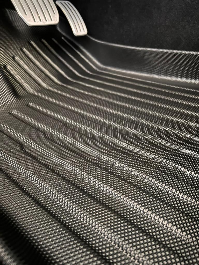 Model Y Gummimatten 5-Teilig Komplettset Fußmatten, Frunk und Trunk - Image 3
